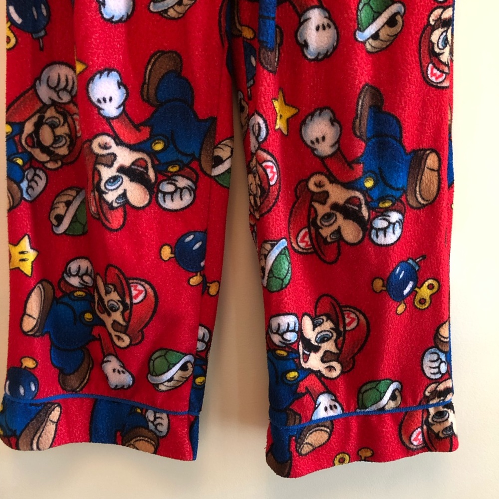 Boys Nintendo Super Mario Pajamas Set Size 6/7 - Picture 7 of 8